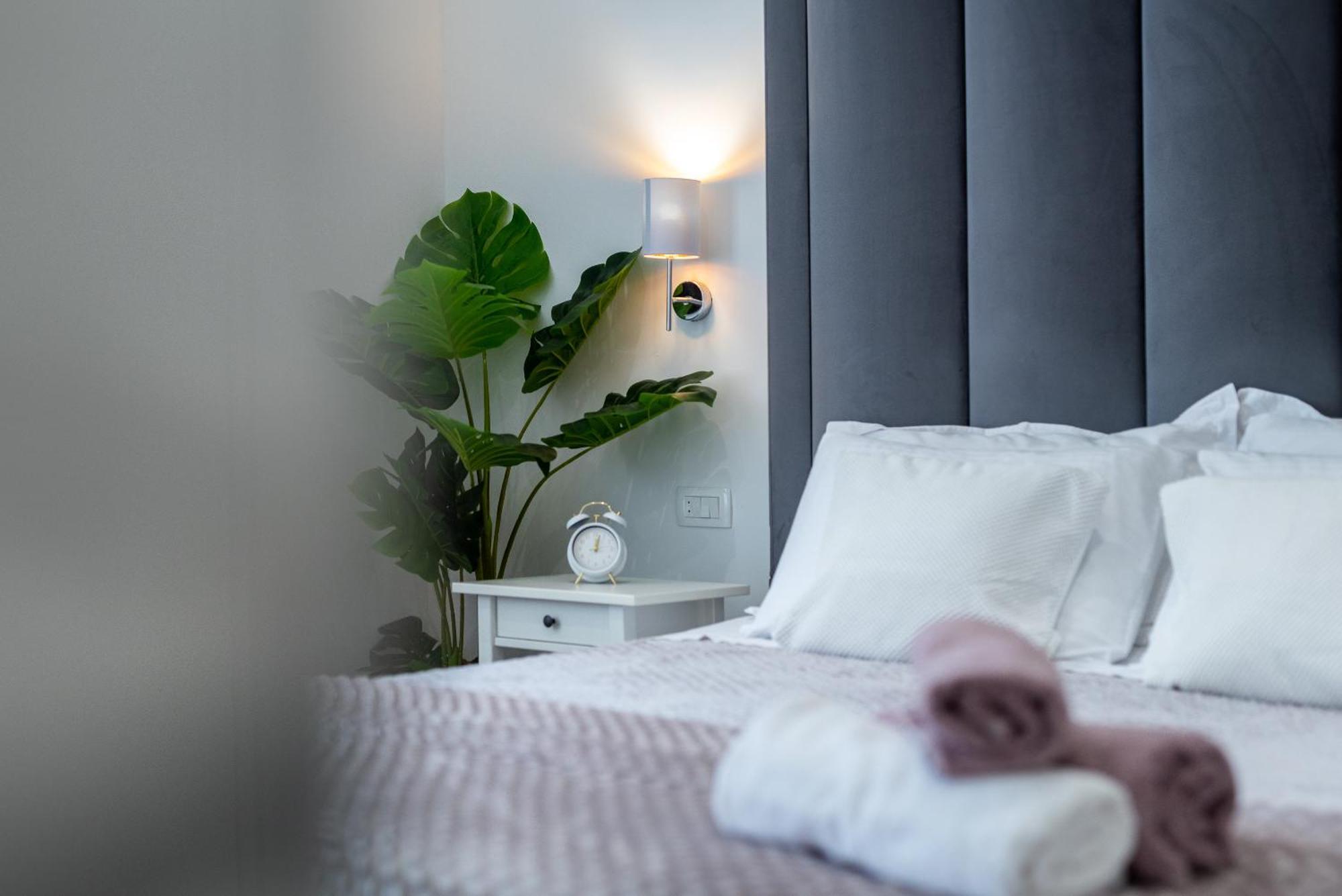 Antares Luxury Rooms 1 スプリト エクステリア 写真