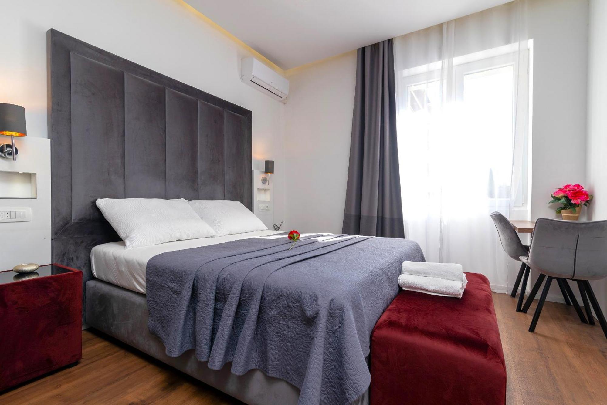 Antares Luxury Rooms 1 スプリト エクステリア 写真