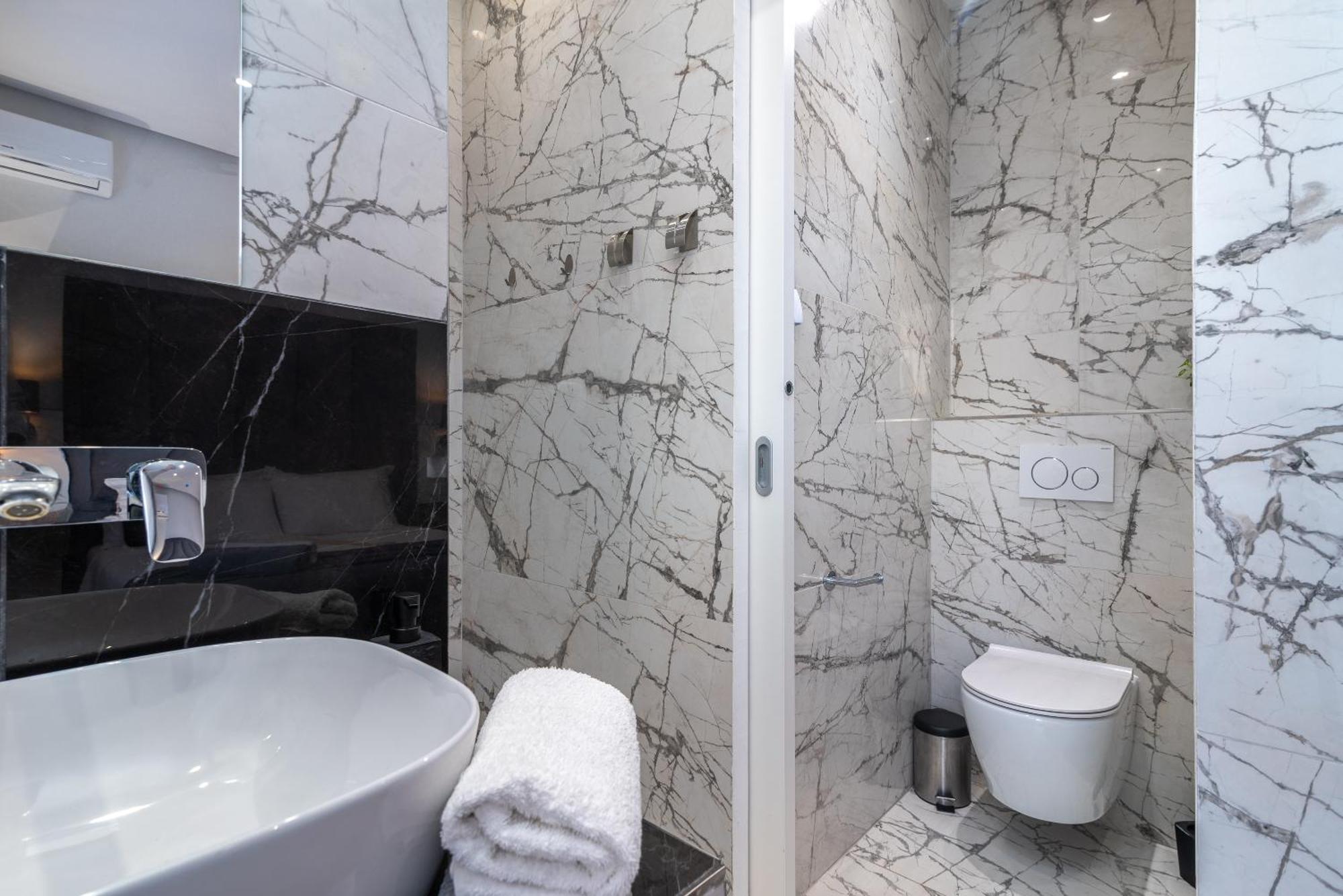 Antares Luxury Rooms 1 スプリト エクステリア 写真