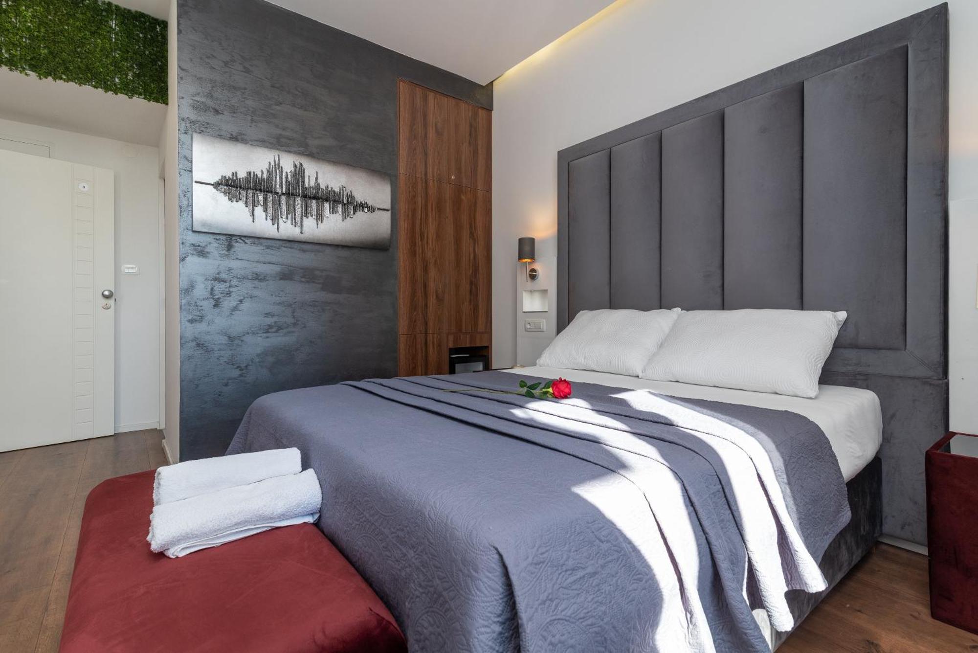 Antares Luxury Rooms 1 スプリト エクステリア 写真